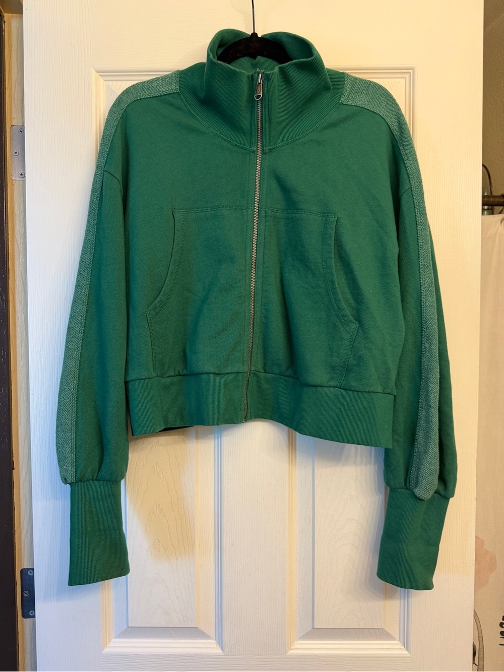 Free People Movement High Jump Zip Up Jacket – Heritage Green